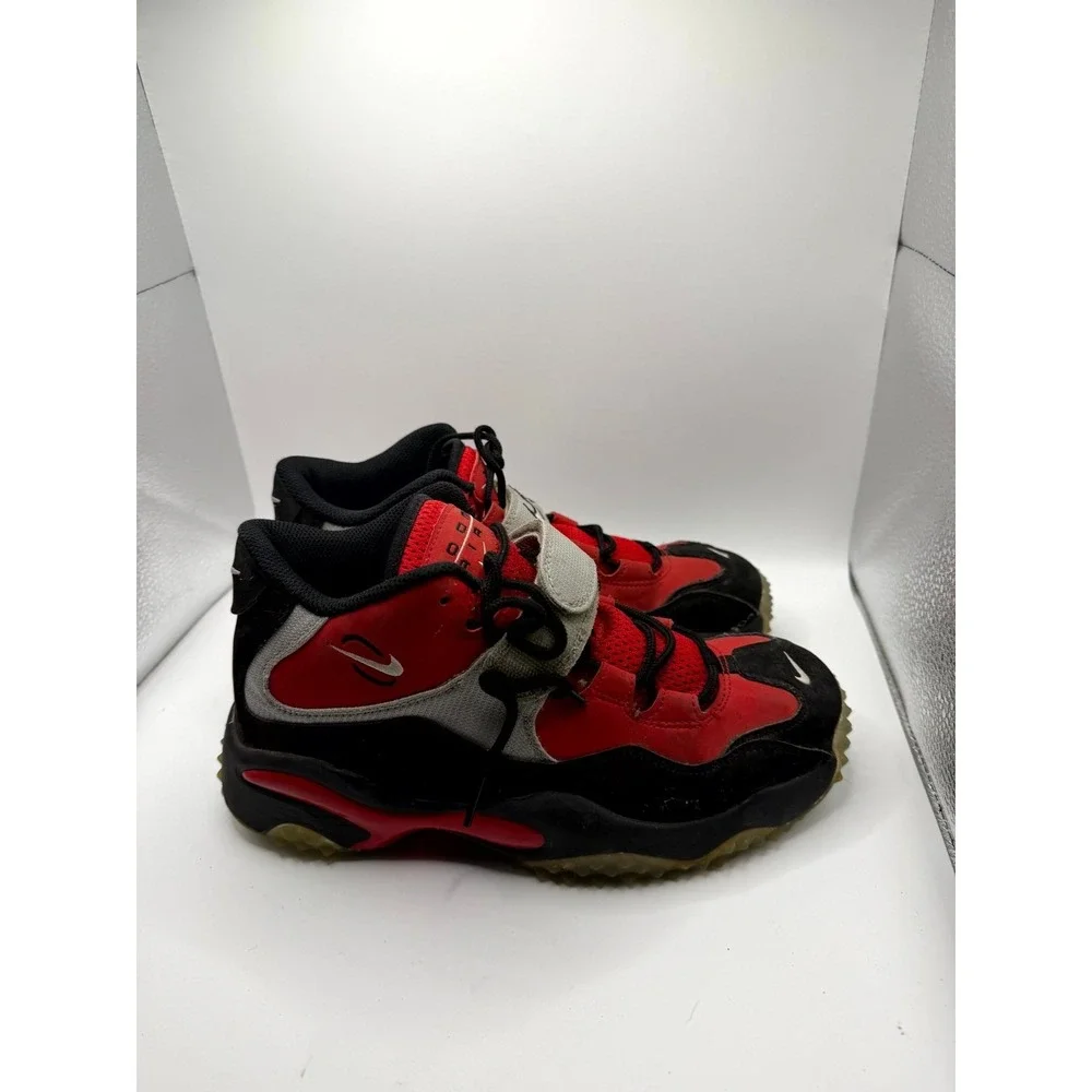 Nike Air Zoom Turf 643230-600 Boys 7 Sneaker Fire Red Black‎ Nubuck Racing Shoes